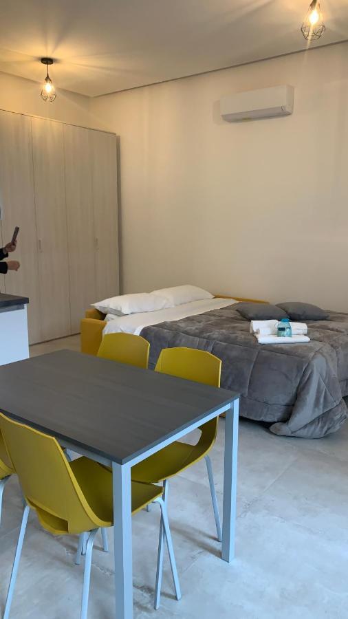 Dimora Di Privacy Fronte Parco E Ospedale Di Monza Apartment Lissone Exterior photo